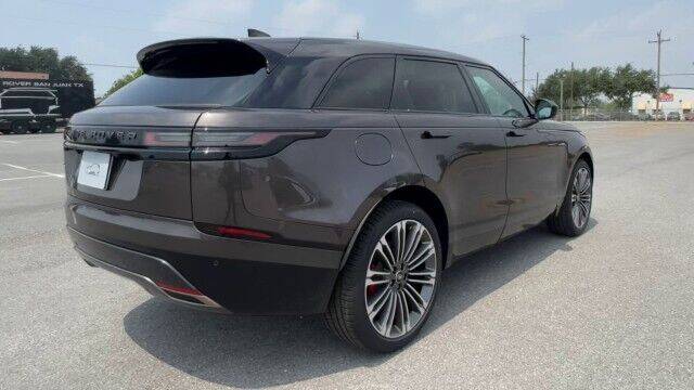 2025-land-rover-range-rover-velar-p250-dynamic-se-awd-4dr-suv (6)