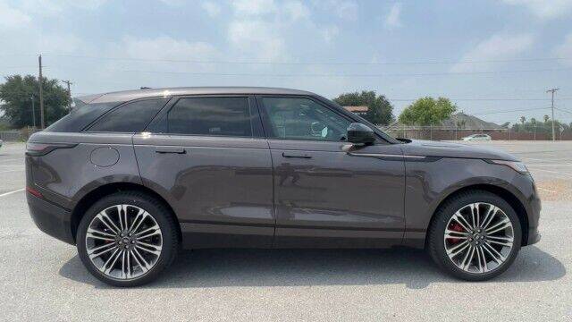 2025-land-rover-range-rover-velar-p250-dynamic-se-awd-4dr-suv (7)