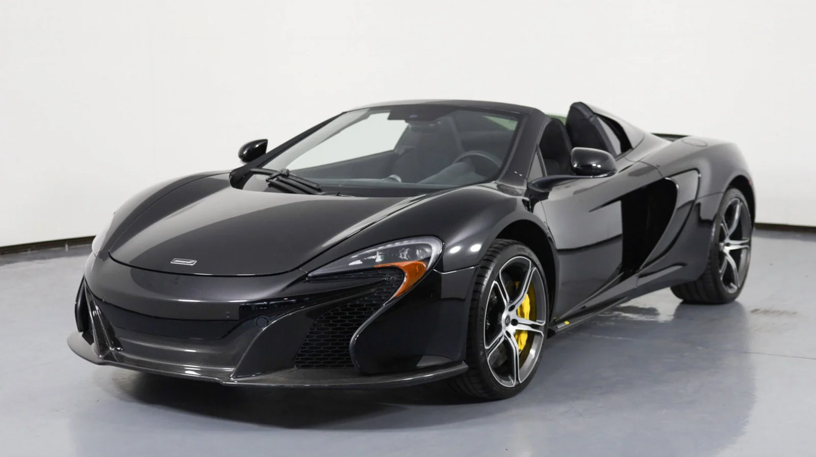 McLaren 2022 - Image 4