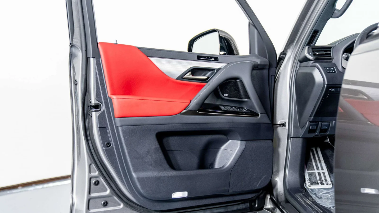 Lexus 2023 - Image 5