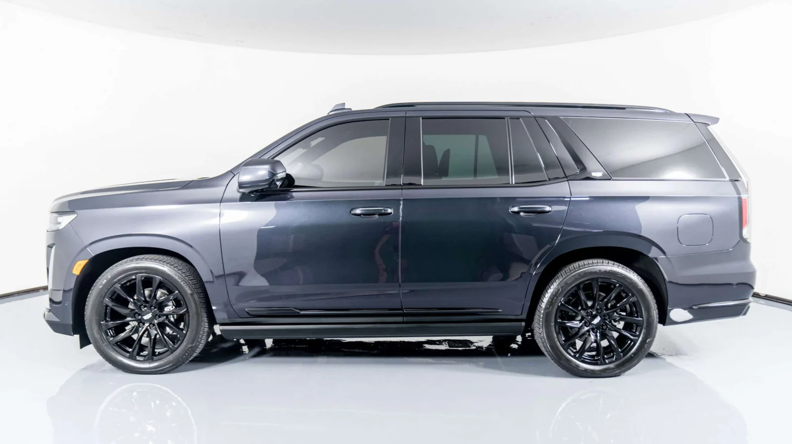 Cadillac 2023 - Image 4