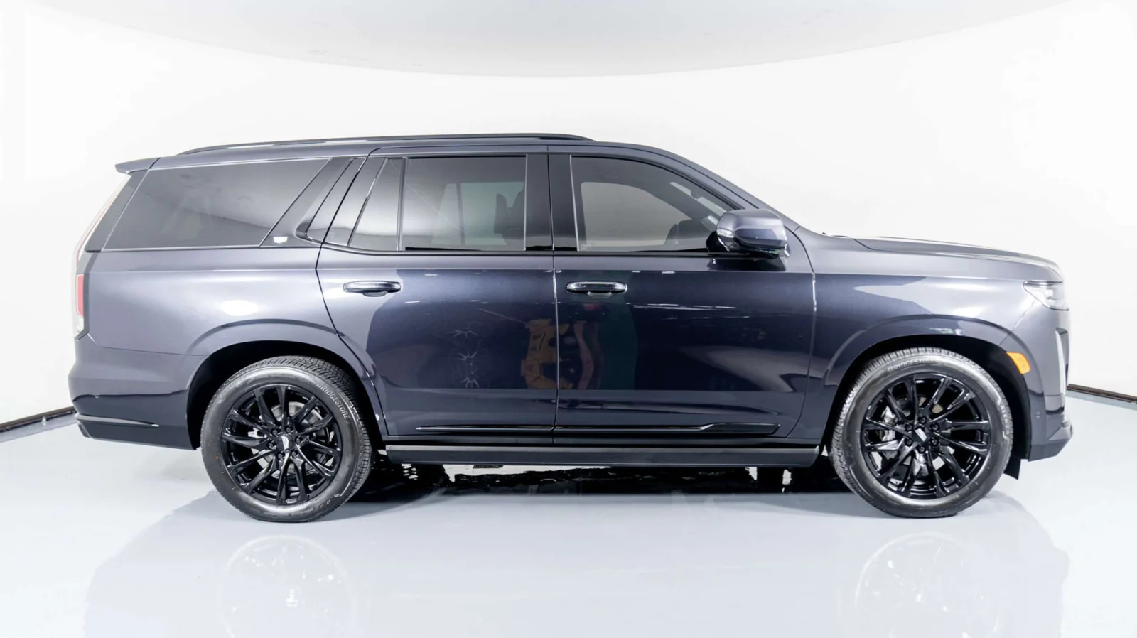 Cadillac 2023 - Image 5