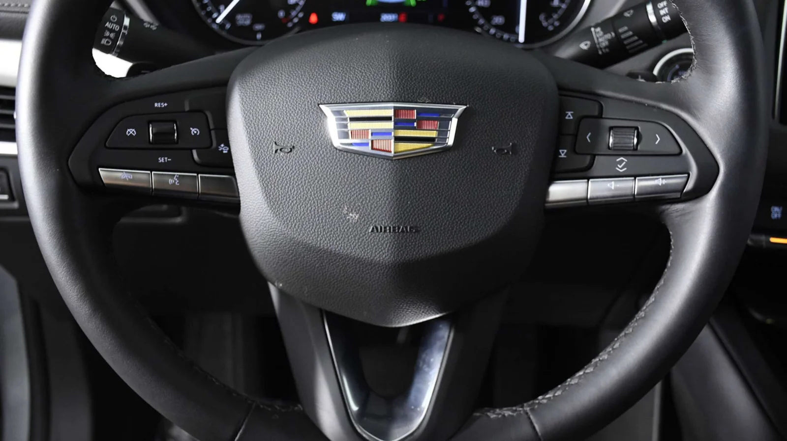 Cadillac 2023 - Image 3