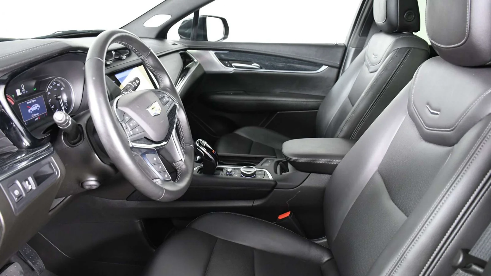 Cadillac 2023 - Image 7