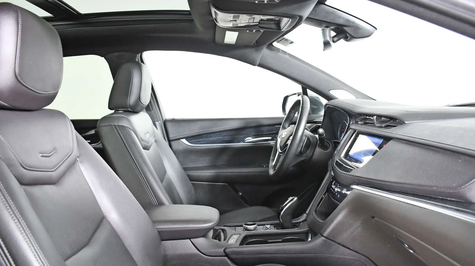 Cadillac 2023 - Image 6