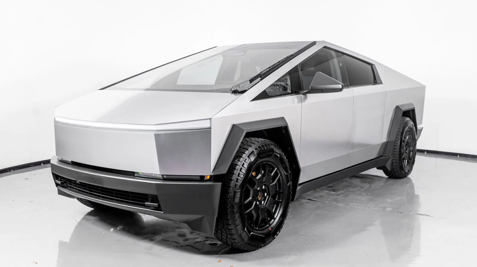 Tesla 2024 - Image 8