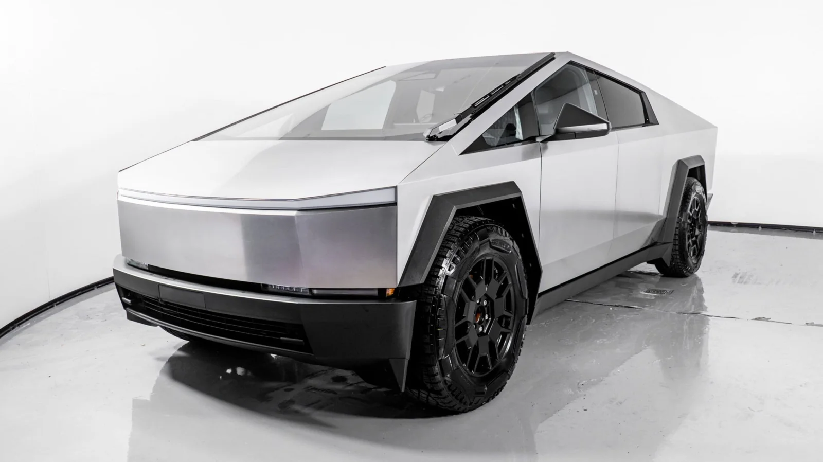 Tesla 2024 - Image 3