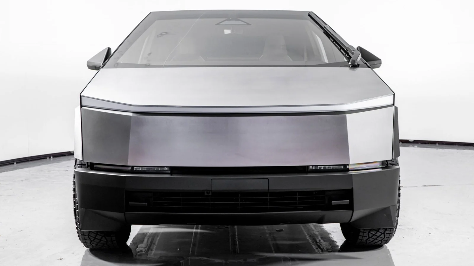 Tesla 2024 - Image 4