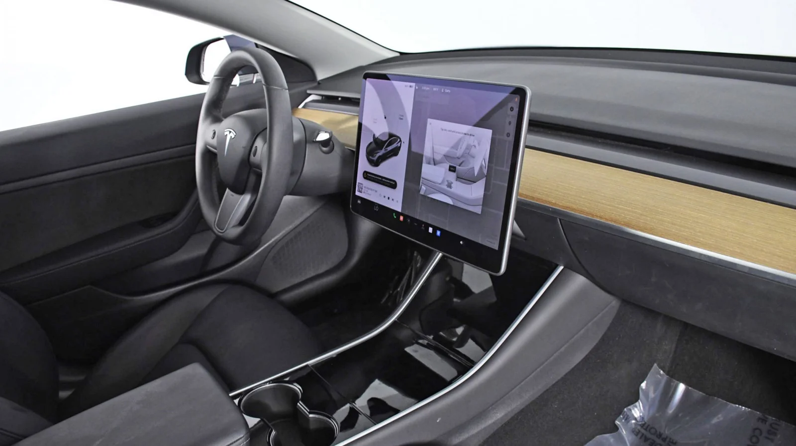 Tesla 2020 - Image 3