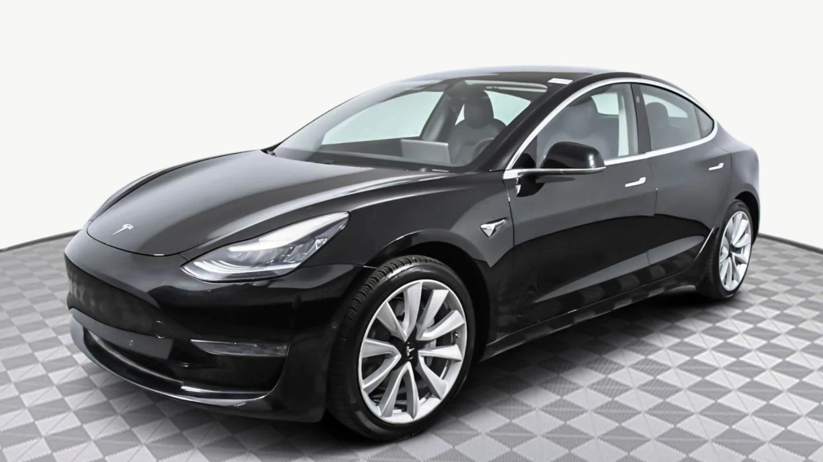 Tesla 2020 - Image 4