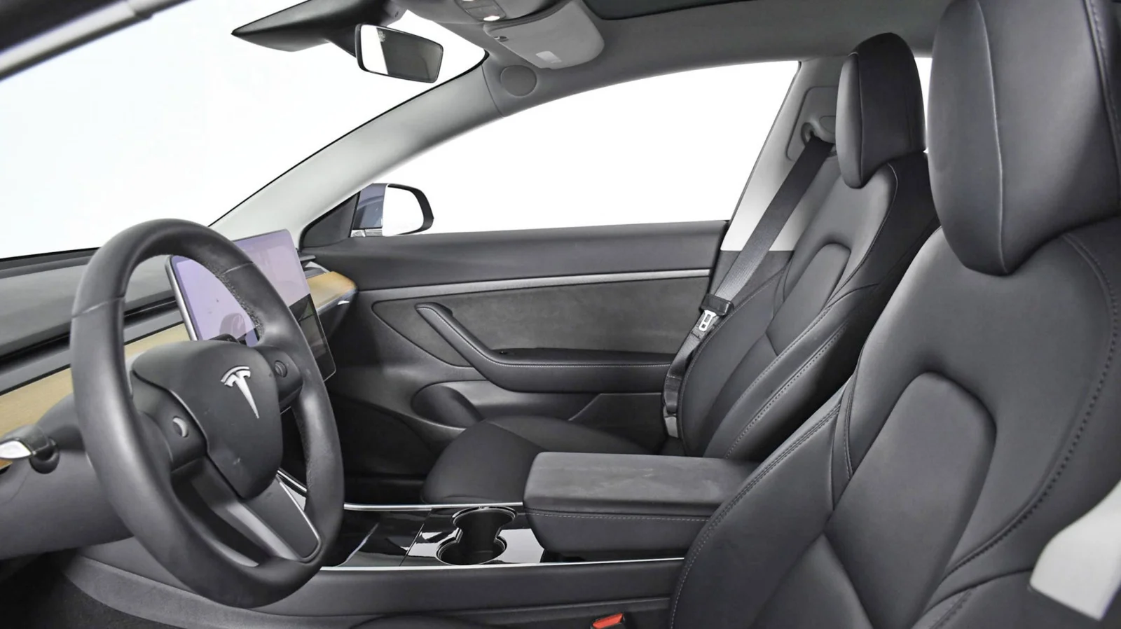 Tesla 2020 - Image 7